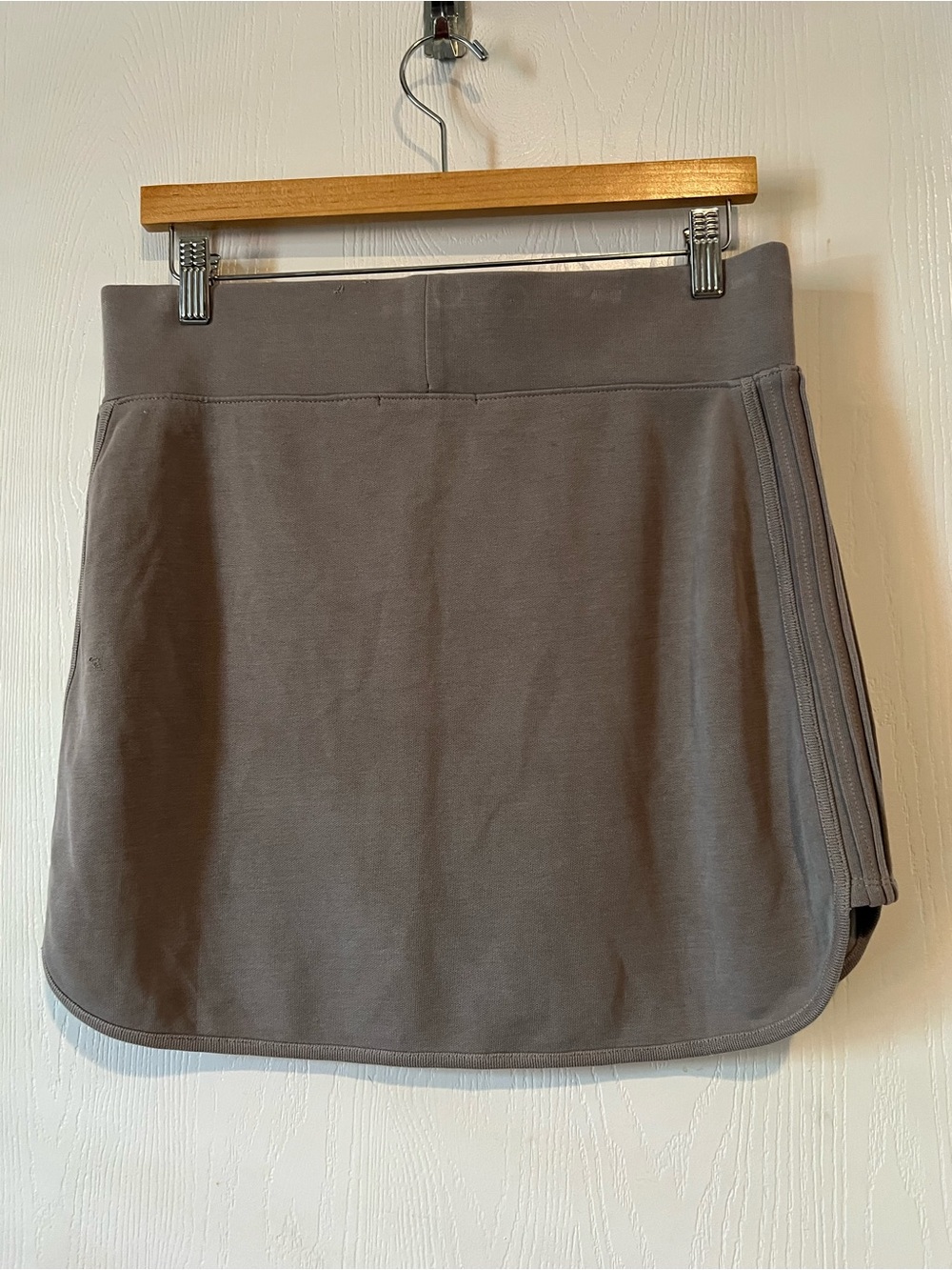 Athleta Serenity Skirt Comfy Grey Preppy Tennis Stretch Modal Women Sz Small - Picture 2 of 4